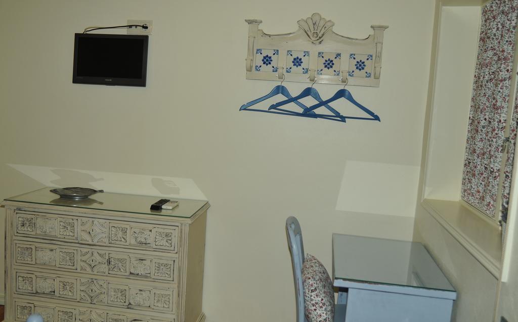 Ester Guest House シャヴェス エクステリア 写真