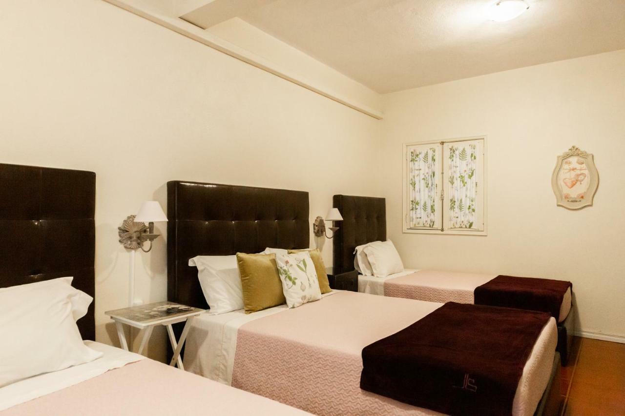 Ester Guest House シャヴェス エクステリア 写真